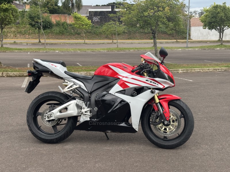 CBR 600RR  - 2012 - BENTO GONçALVES