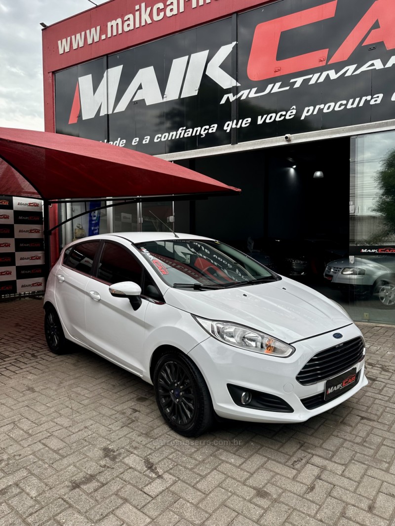 FIESTA 1.6 TITANIUM HATCH 16V FLEX 4P AUTOMÁTICO - 2015 - ESTâNCIA VELHA