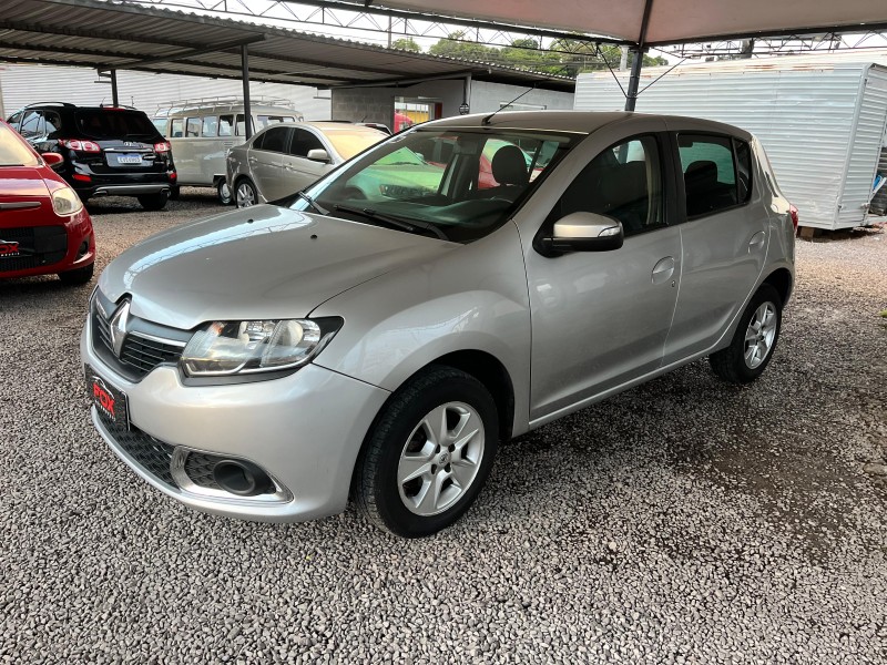 SANDERO 1.6 DYNAMIQUE 8V FLEX 4P MANUAL