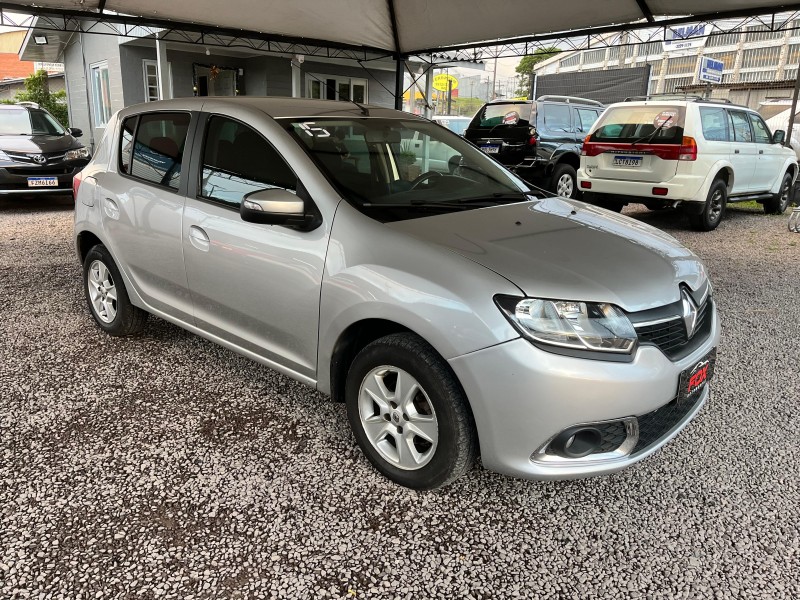 SANDERO 1.6 DYNAMIQUE 8V FLEX 4P MANUAL - 2015 - CAXIAS DO SUL