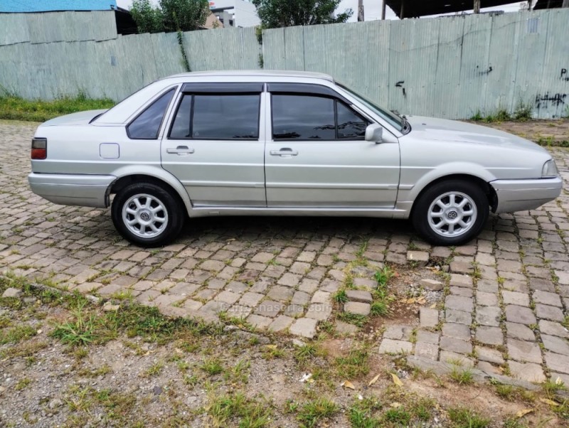 SANTANA 2.0 GL 8V GASOLINA 4P MANUAL - 1996 - CAXIAS DO SUL