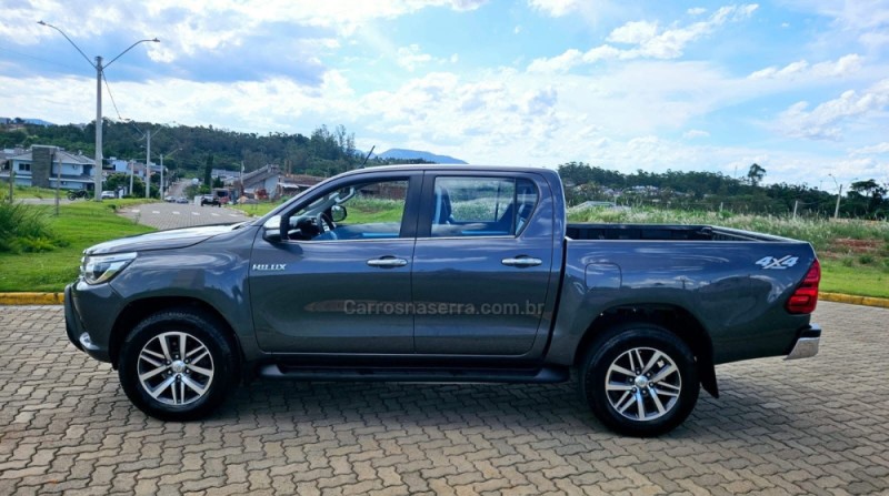 HILUX 2.8 SRX 4X4 CD 16V DIESEL 4P AUTOMÁTICO - 2017 - LAJEADO