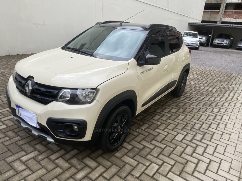 kwid 1.0 12v outsider flex 4p manual 2020 caxias do sul