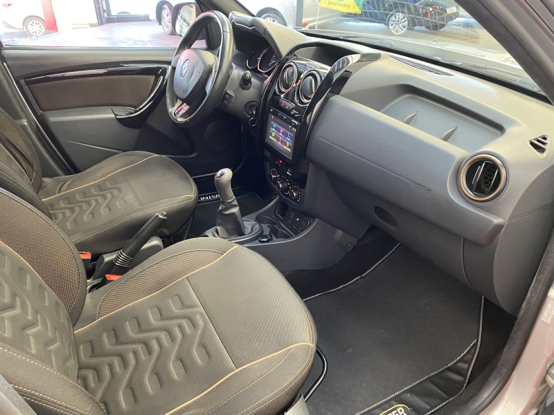 DUSTER 1.6 DYNAMIQUE 4X2 16V FLEX 4P MANUAL - 2019 - CAXIAS DO SUL