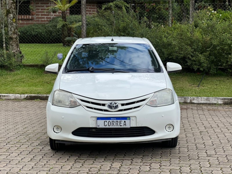 ETIOS 1.5 X SEDAN 16V FLEX 4P MANUAL - 2014 - CANELA