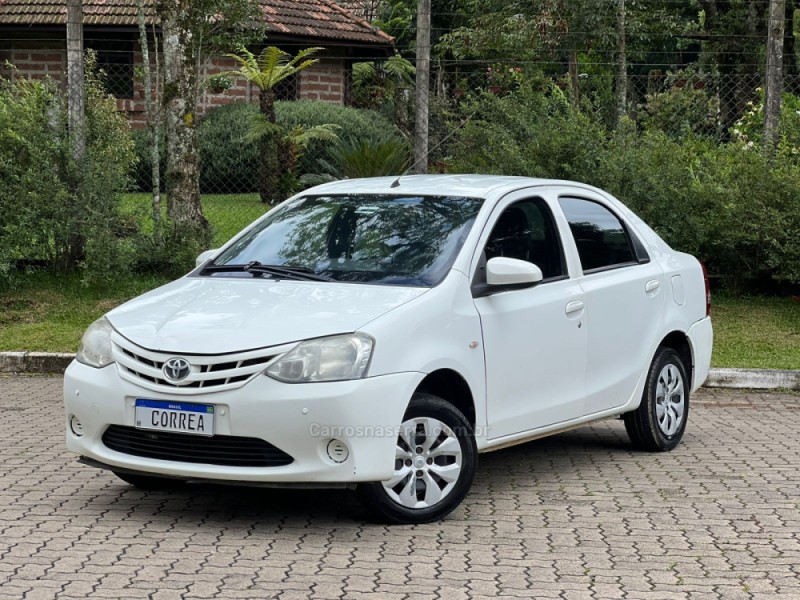 ETIOS 1.5 X SEDAN 16V FLEX 4P MANUAL - 2014 - CANELA