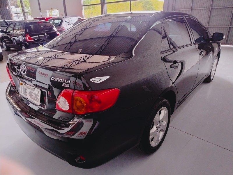 COROLLA 1.8 XLI 16V FLEX 4P AUTOMÁTICO - 2010 - SãO SEBASTIãO DO CAí