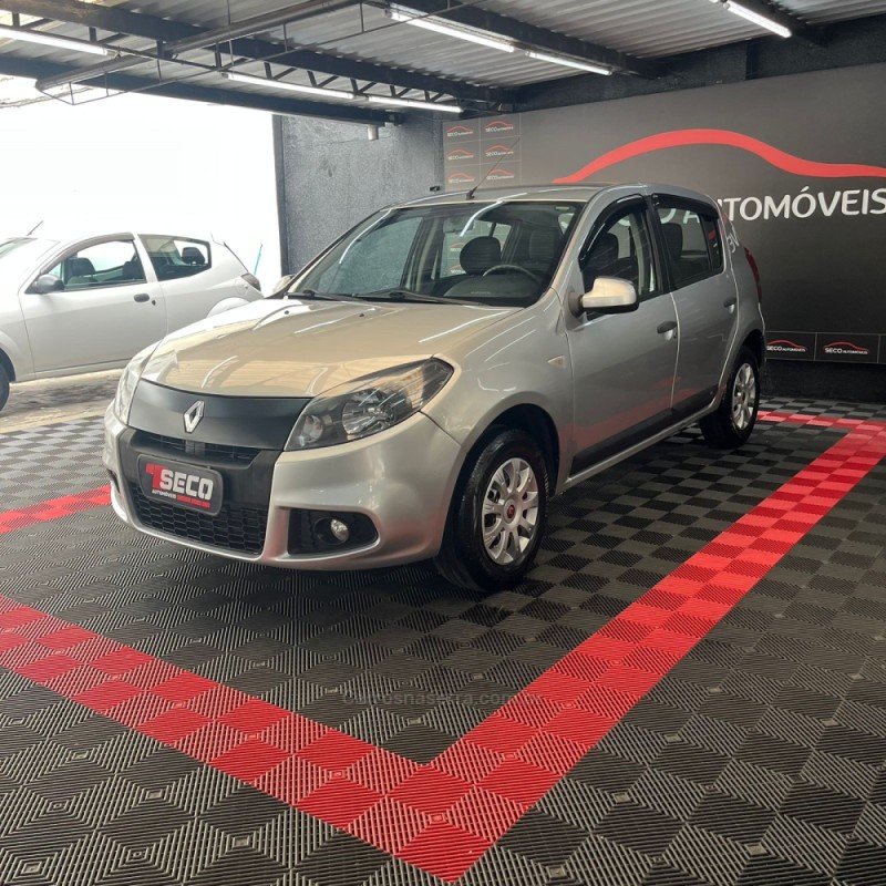 SANDERO 1.0 EXPRESSION 16V FLEX 4P MANUAL