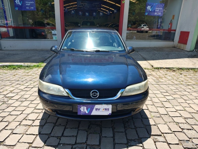 VECTRA 2.2 MPFI GLS 8V GASOLINA 4P MANUAL - 2000 - GUAPORé