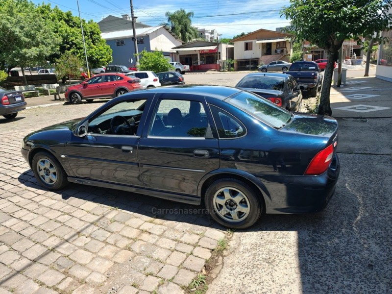 VECTRA 2.2 MPFI GLS 8V GASOLINA 4P MANUAL - 2000 - GUAPORé