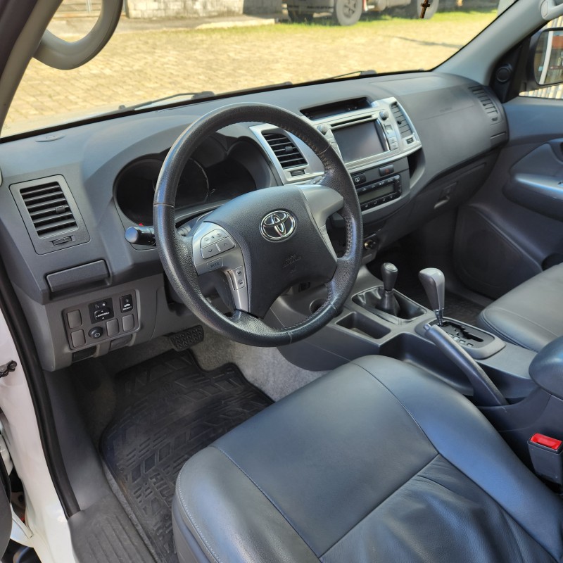 HILUX 2.7 SRV 4X4 CD 16V FLEX 4P AUTOMÁTICO - 2013 - BENTO GONçALVES