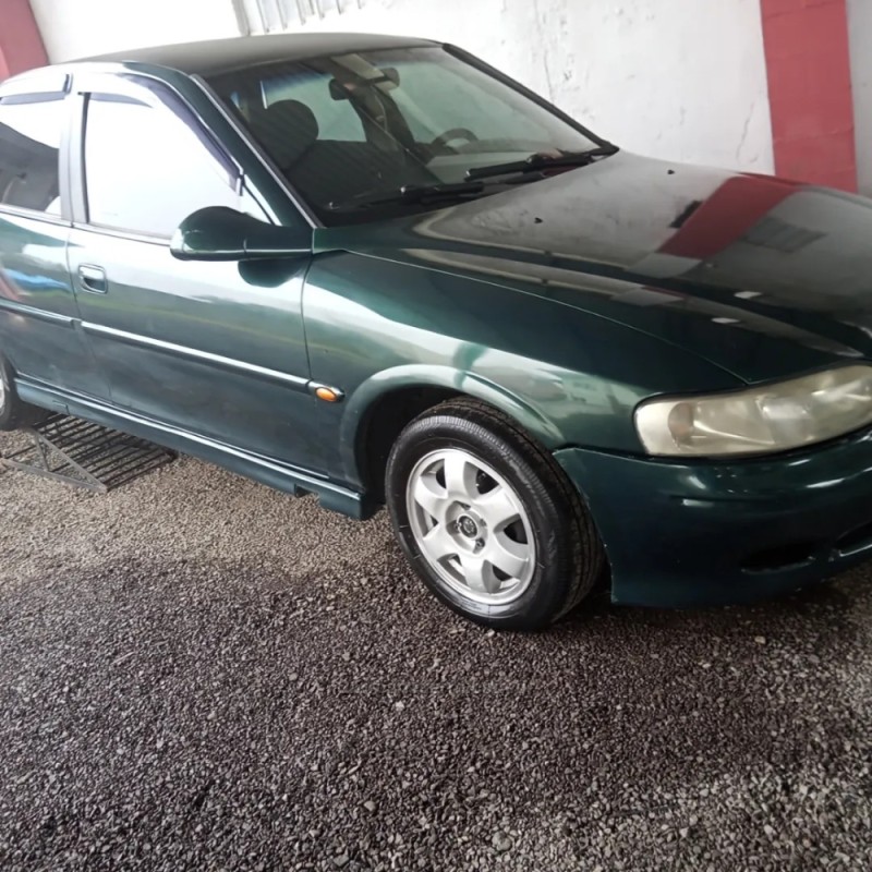 VECTRA 2.2 MPFI GLS 8V GASOLINA 4P MANUAL - 2000 - CAXIAS DO SUL