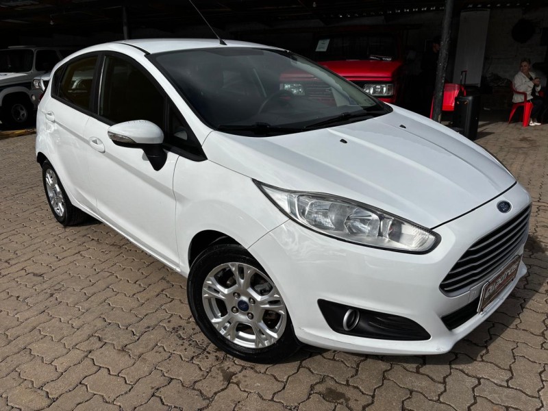 fiesta 1.6 se hatch 16v flex 4p manual 2013 caxias do sul