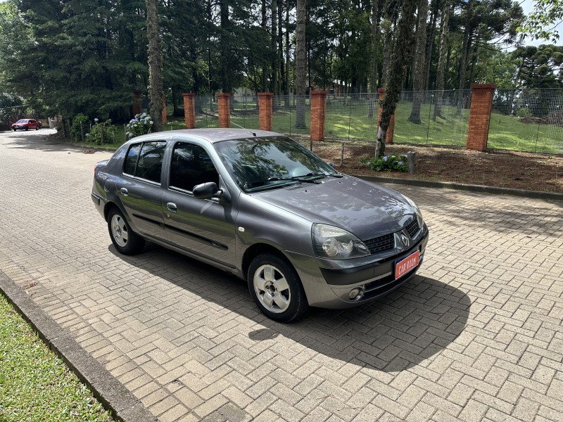 CLIO 1.6 PRIVILÉGE SEDAN 16V FLEX 4P MANUAL - 2006 - CAXIAS DO SUL