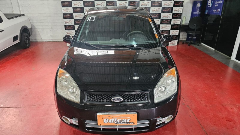 FIESTA 1.6 ROCAM SEDAN 8V FLEX 4P MANUAL - 2010 - CAXIAS DO SUL