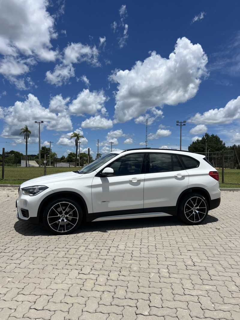 X1 2.0 16V TURBO ACTIVEFLEX XDRIVE25I SPORT 4P AUTOMÁTICO - 2016 - ANTôNIO PRADO