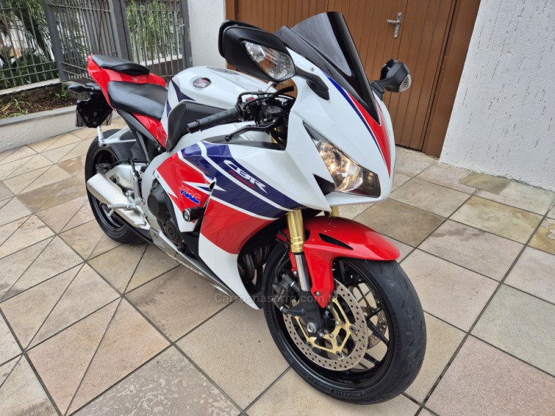 CBR 1000RR FIREBLADE