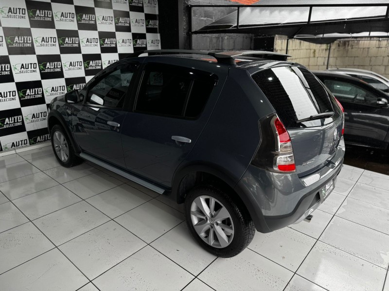 SANDERO 1.6 STEPWAY 16V FLEX 4P AUTOMÁTICO - 2013 - CAXIAS DO SUL