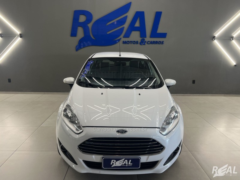 FIESTA 1.6 TITANIUM PLUS HATCH 16V FLEX 4P AUTOMÁTICO - 2017 - SAPIRANGA