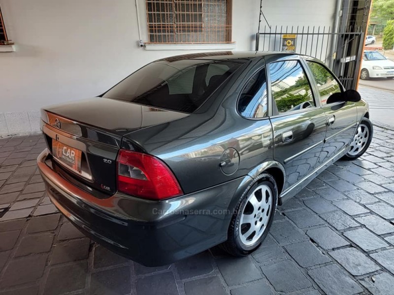 VECTRA 2.0 MPFI COLLECTION 8V GASOLINA 4P MANUAL - 2005 - CAXIAS DO SUL