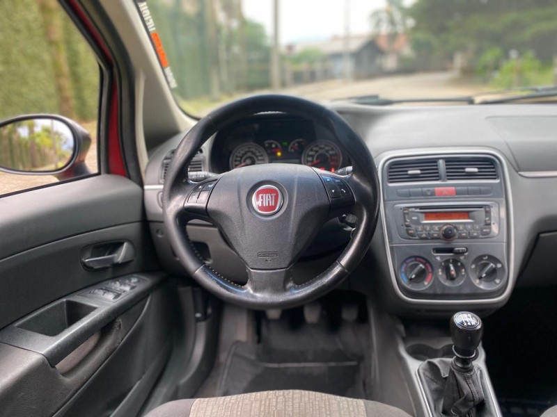 PUNTO 1.6 ESSENCE 16V FLEX 4P MANUAL - 2012 - CAXIAS DO SUL