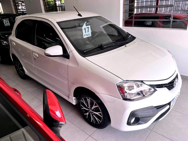 ETIOS 1.5 PLATINUM 16V FLEX 4P AUTOMÁTICO - 2017 - CARLOS BARBOSA