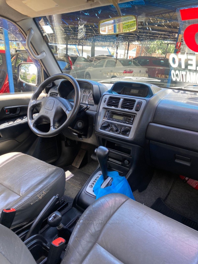 PAJERO TR4 2.0 4X4 16V 131CV GASOLINA 4P AUTOMÁTICO - 2005 - CANELA