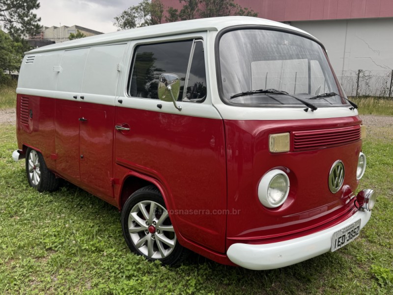 KOMBI 1.6 FURGÃO 8V GASOLINA 3P MANUAL - 1984 - CAXIAS DO SUL