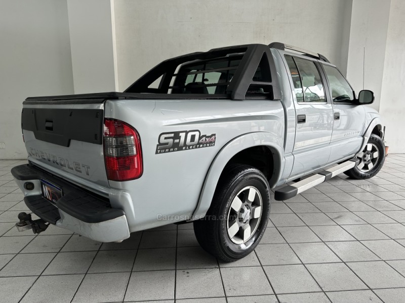 S10 2.8 EXECUTIVE 4X4 CD 12V TURBO ELECTRONIC INTERCOOLER DIESEL 4P MANUAL - 2011 - CAXIAS DO SUL