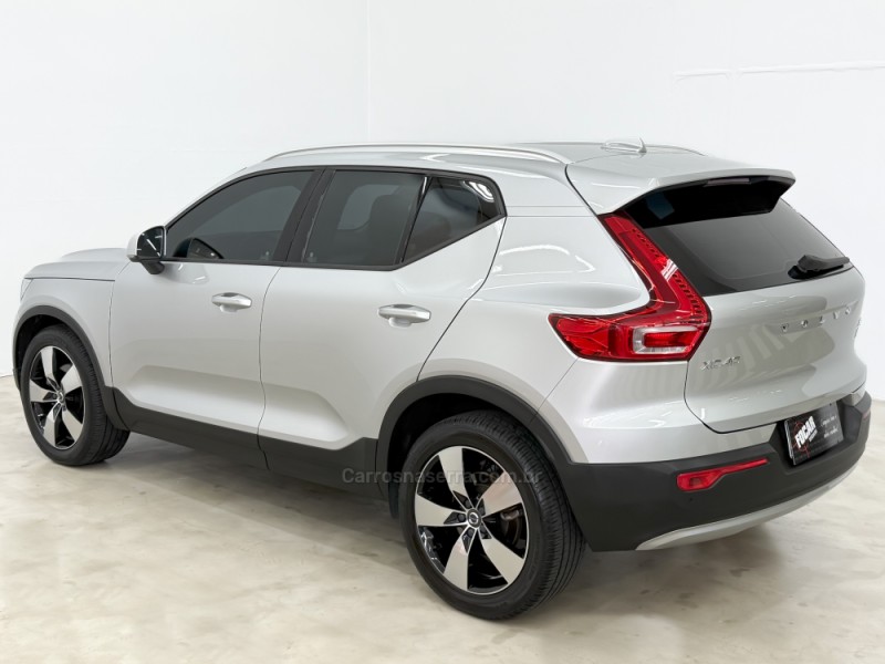 XC 40 2.0 T5 GASOLINA MOMENTUM AWD GEARTRONIC - 2019 - CAXIAS DO SUL