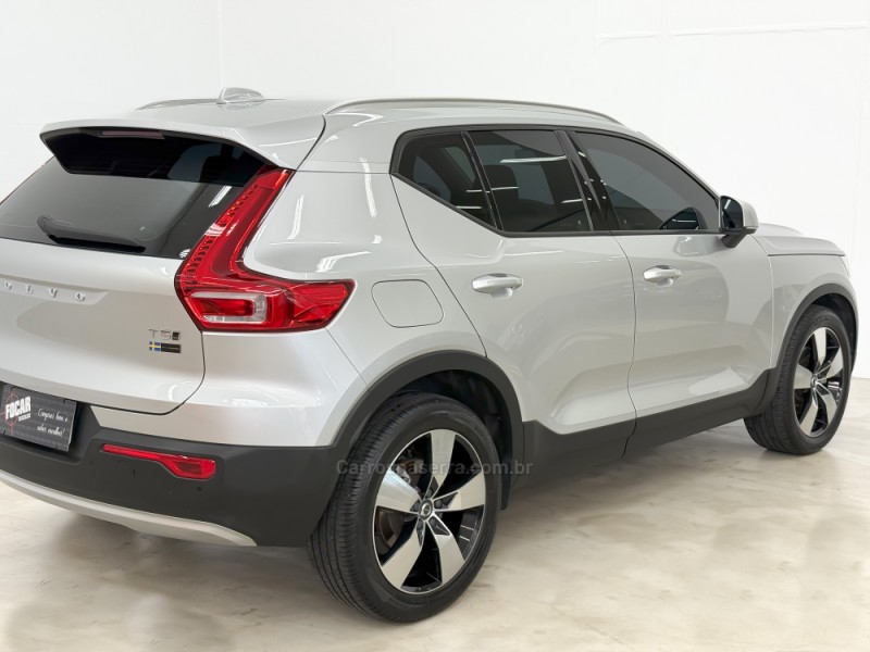 XC 40 2.0 T5 GASOLINA MOMENTUM AWD GEARTRONIC - 2019 - CAXIAS DO SUL