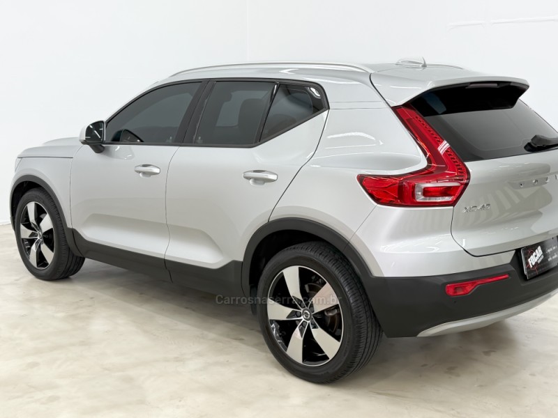 XC 40 2.0 T5 GASOLINA MOMENTUM AWD GEARTRONIC - 2019 - CAXIAS DO SUL