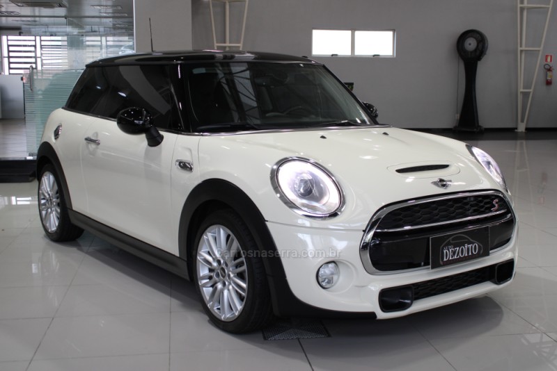 COOPER 2.0 S EXCLUSIVE 16V TURBO GASOLINA 2P AUTOMÁTICO - 2016 - CAXIAS DO SUL