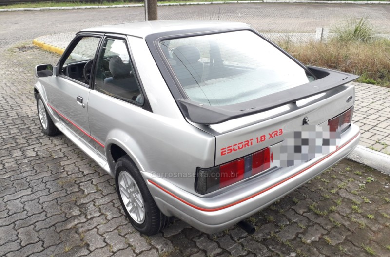 ESCORT 1.8 XR3 8V GASOLINA 2P MANUAL - 1990 - BENTO GONçALVES