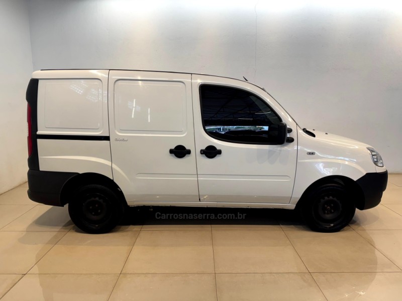 DOBLÓ 1.4 MPI CARGO FLEX 2P MANUAL - 2015 - CASCA