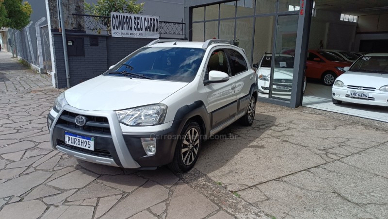 ETIOS CROSS 1.5 16V FLEX 4P MANUAL - 2014 - FLORES DA CUNHA