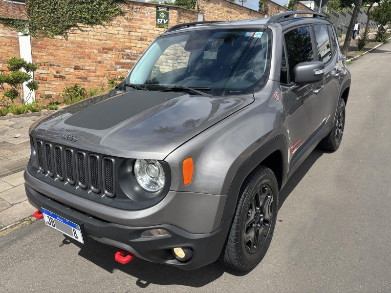 renegade 2.0 16v turbo diesel trailhawk 4p 4x4 automatico 2017 farroupilha