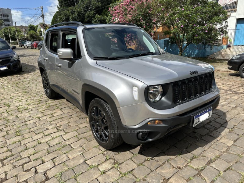 RENEGADE 1.8 16V NIGHT EAGLE 4X2 FLEX 4P AUTOMÁTICO - 2021 - LAJEADO