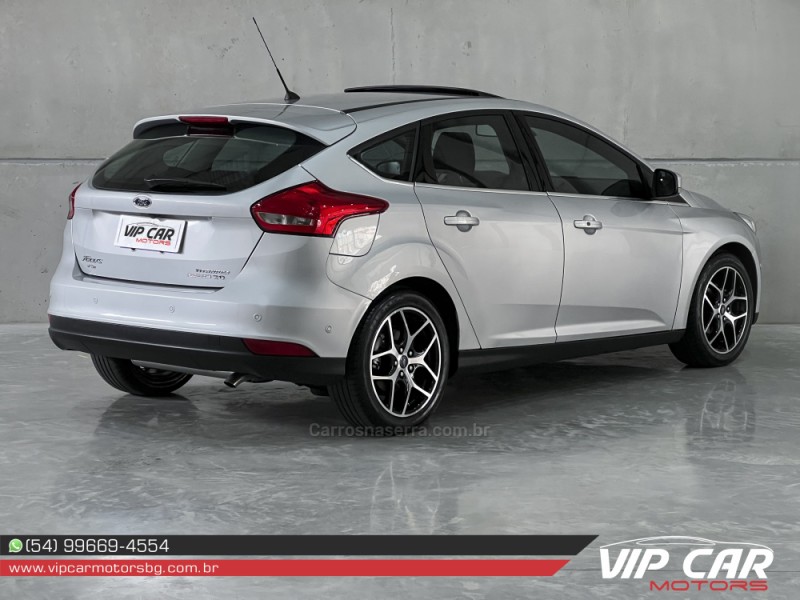 FOCUS 2.0 TITANIUM PLUS 16V FLEX 4P AUTOMÁTICO - 2016 - FARROUPILHA