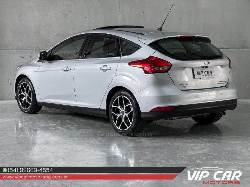 FOCUS 2.0 TITANIUM PLUS 16V FLEX 4P AUTOMÁTICO - 2016 - FARROUPILHA