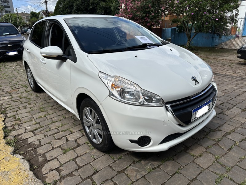 208 1.5 ACTIVE 8V FLEX 4P MANUAL - 2014 - LAJEADO