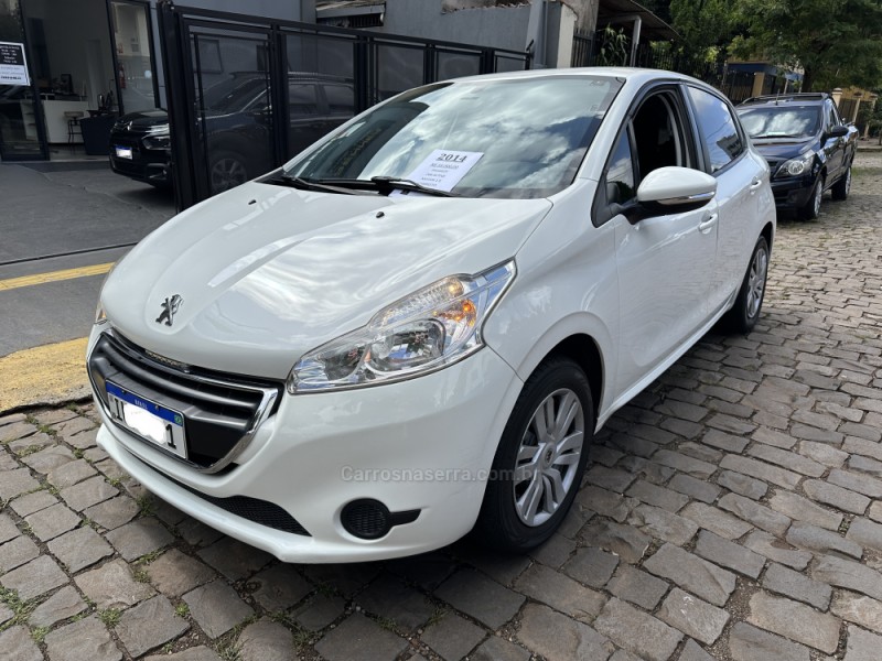 208 1.5 ACTIVE 8V FLEX 4P MANUAL - 2014 - LAJEADO