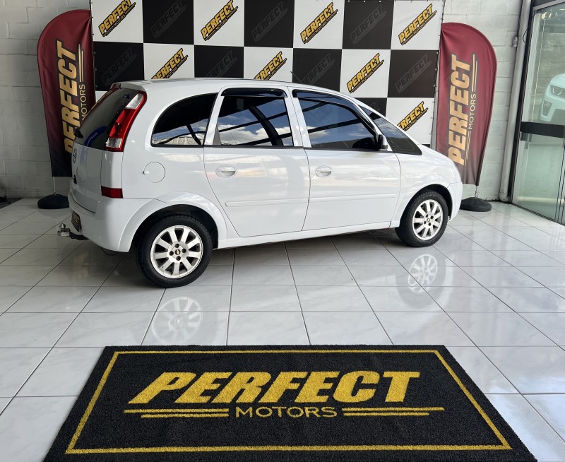 MERIVA 1.8 MPFI JOY 8V FLEX 4P MANUAL - 2006 - PORTãO