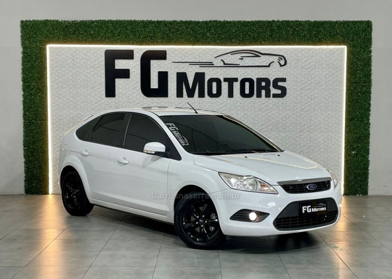 FOCUS 1.6 GLX 16V FLEX 4P MANUAL