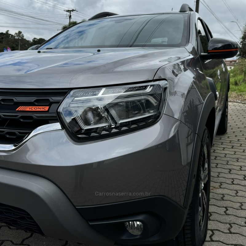 DUSTER 1.3 TCE ICONIC PLUS FLEX 4P AUTOMÁTICA - 2025 - CAXIAS DO SUL