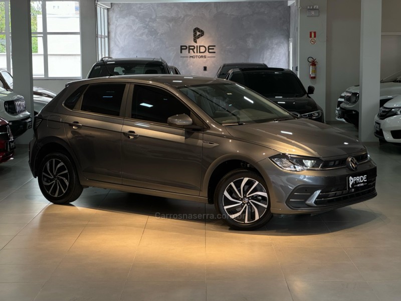 POLO 1.0 170 TSI 12V HIGHLINE FLEX 4P AUTOMÁTICO