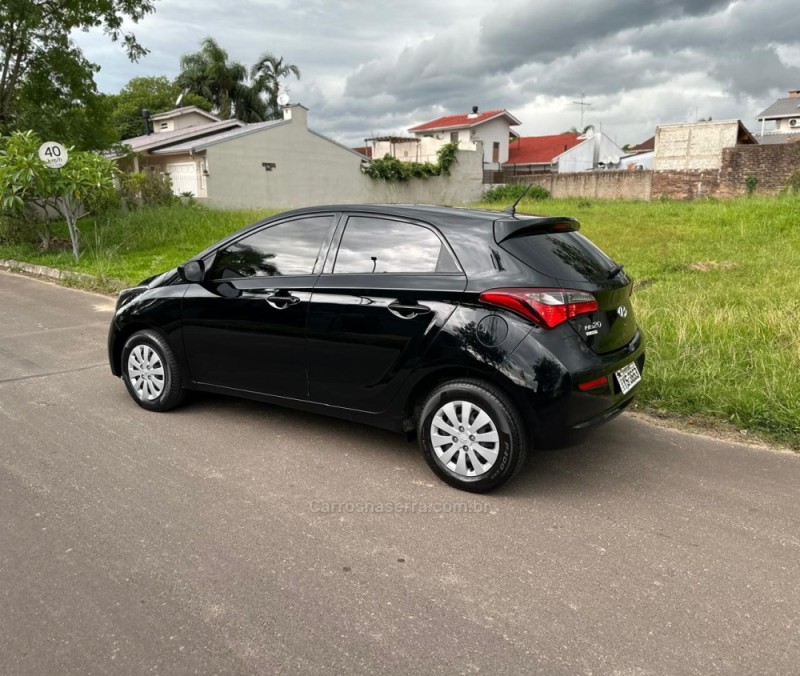 HB20 1.0 COMFORT PLUS 12V FLEX 4P MANUAL - 2019 - CAMPO BOM