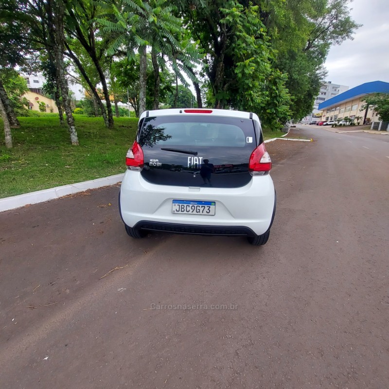 MOBI 1.0 8V EVO FLEX LIKE. MANUAL - 2022 - BOM PRINCíPIO