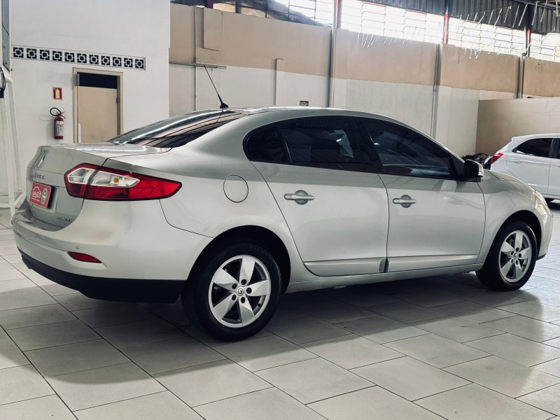 FLUENCE 2.0 DYNAMIQUE 16V FLEX 4P AUTOMÁTICO - 2013 - ESTâNCIA VELHA