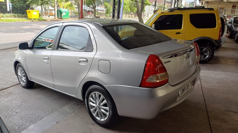 ETIOS 1.5 XLS SEDAN 16V FLEX 4P MANUAL - 2013 - CAXIAS DO SUL